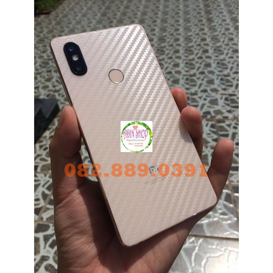 Miếng dán mặt lưng skin carbon Xiaomi Mi 8 SE