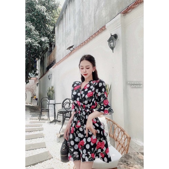 Jumpsuits chấm bi to
