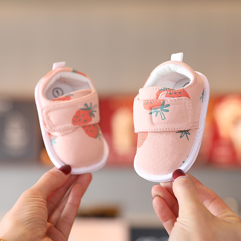 Giày Sneaker Đế Mềm Chống Trượt In Hình Thú Hoạt Hình Cho Bé Trai Gái 0-18 Tháng Tuổi 1 Tuổi
