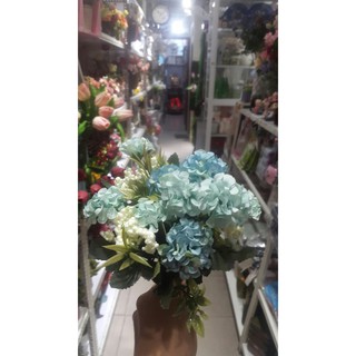 Hoa cẩm tú cầu chén 40k / cành