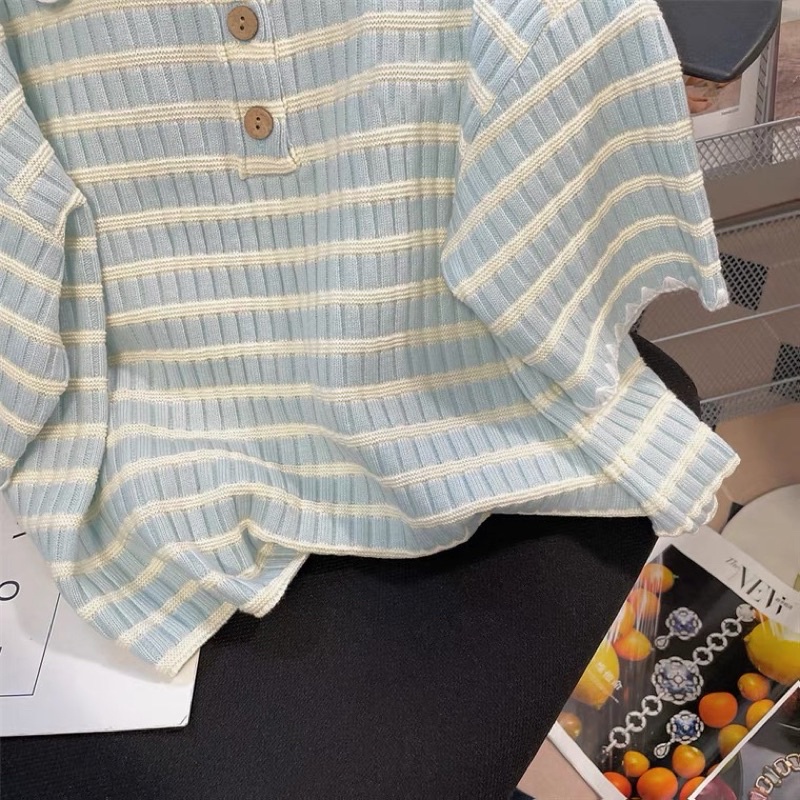 Áo polo cộc tay hoạ tiết kẻ ngang siêu xinh