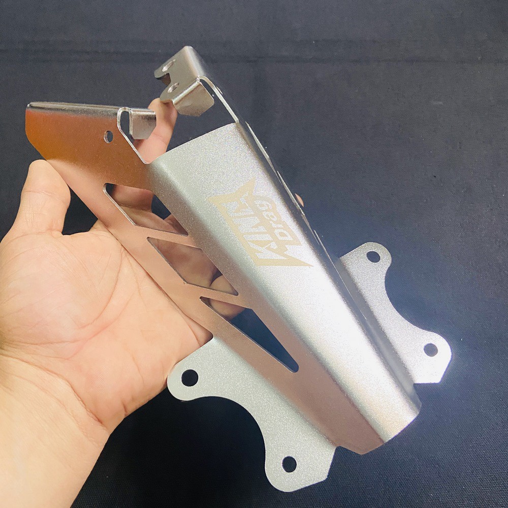ỐP ĐUÔI DÈ SAU CHO EXCITER 150 TRANG TRÍ XE CAO CẤP