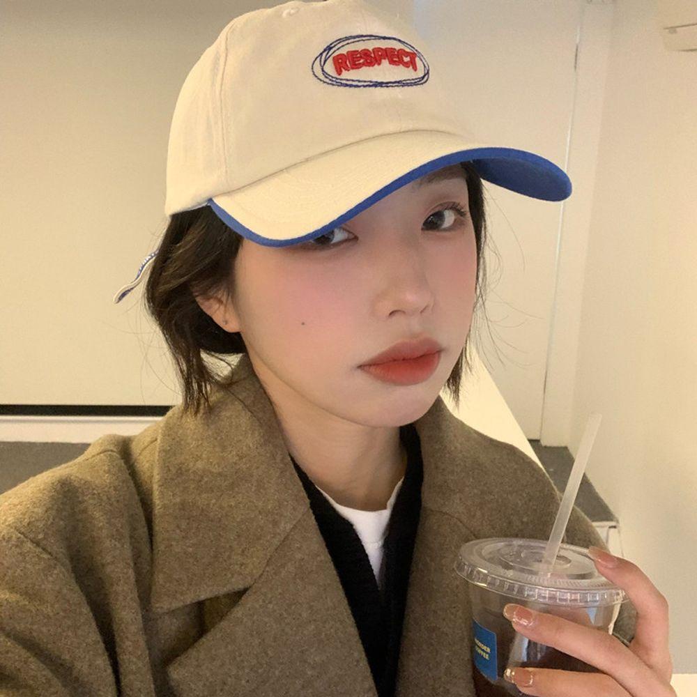 Mũ Lưỡi Trai Màu Sắc Đơn Giản Thêu Chữ Phong Cách Nhật Bản Cho Nữ