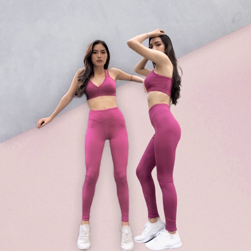 Bộ tập gym màu hồng thời trang mẫu mới có mút ngực RD-NXBOGYM030