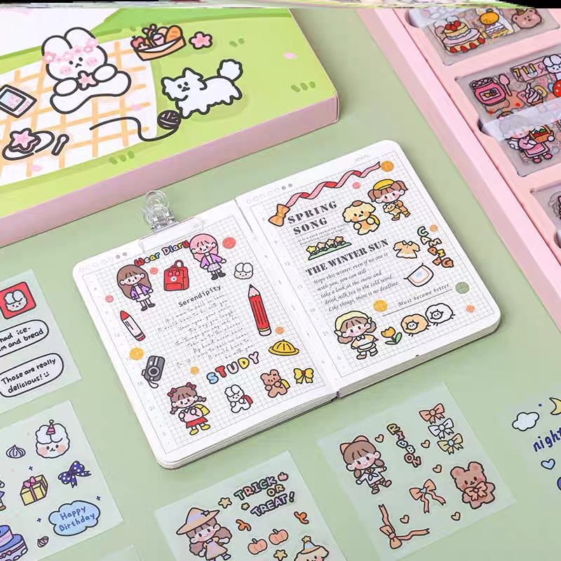 Sticker hộp 900 tấm hình bé gái dễ thương  - Tặng Hình Xăm Dán