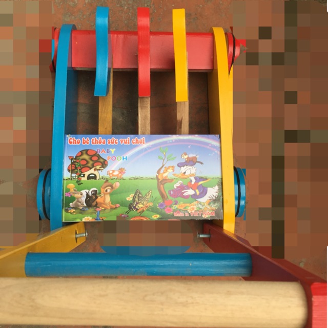 Xe tập đi cho bé