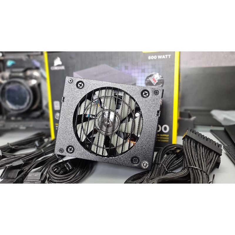 Nguồn  Corsair SF600 platinum