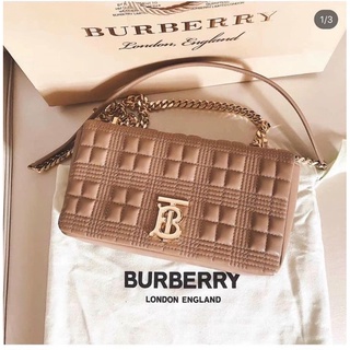 Túi Burberry Da Mềm Logo