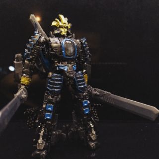 Mô hình Autobot Drift Studio Series 45 ( No box)