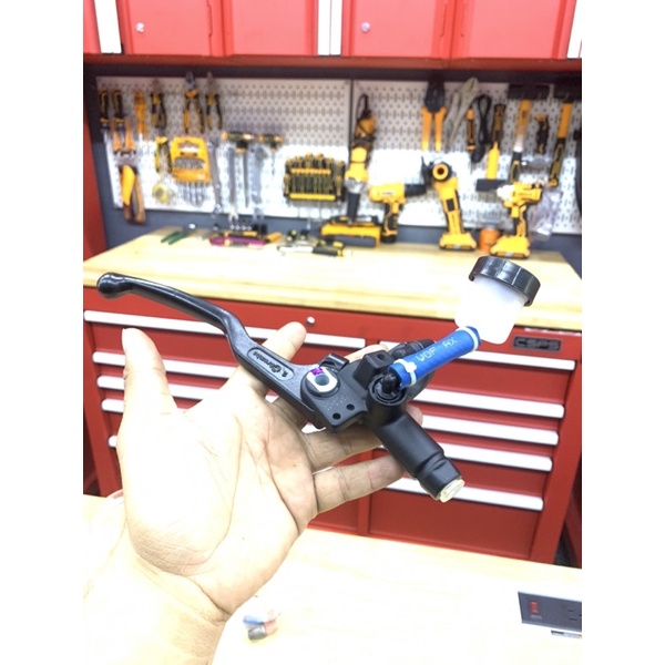 Tay thắng bình dầu rời thái breembo