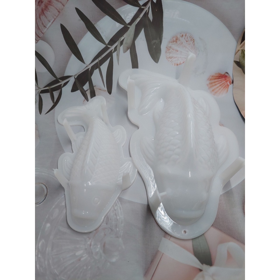 Khuôn Cá Chép Nhựa Có Chân Kích Thước 20 – 26 cm