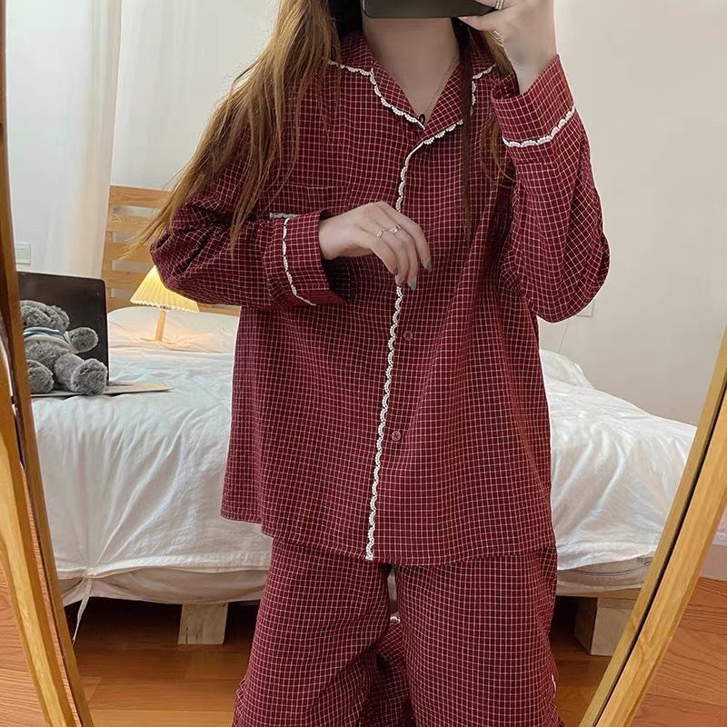 Đồ bộ ngủ Pyjama nữ hoạ tiết sọc caro kèm viền trắng | BigBuy360 - bigbuy360.vn