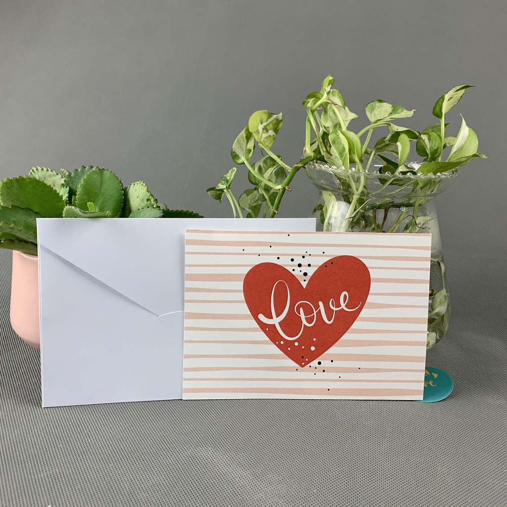 Thiệp tình yêu love card đẹp thiết kế hiện đại in giấy mỹ thuật ánh trai kích thước12x17cm kèm phong bì kraft