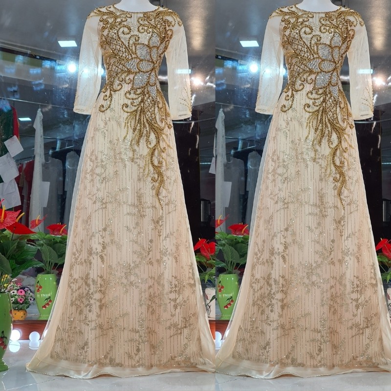 Áo Dài Cô Dâu – Áo Dài Cưới Hot Trend 2021 Màu Da Sang Trọng ADC01