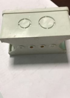 Đế âm chứa CB tép