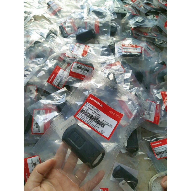 Bán lẻ chìa K12. K44 .k66 k59  smartkey honda chính hãng 100%