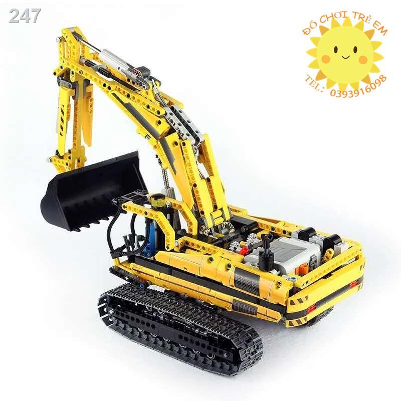 【không chỗ nào rẻ hơn】Đồ chơi Lắp ghép Mô hình 8043 Máy Xúc Đất Bánh Xích Điều Khiển Từ Xa 20007 Motorized Excavator