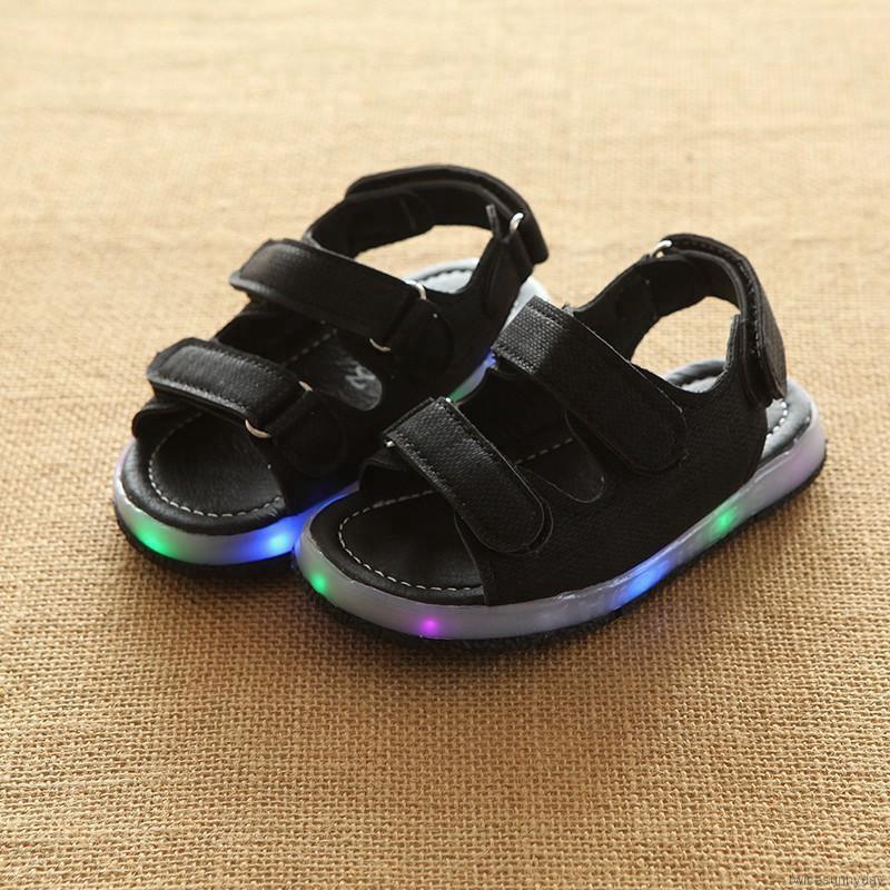 Sandal Da Pu Gắn Đèn Led Sáng Tạo Cho Bé
