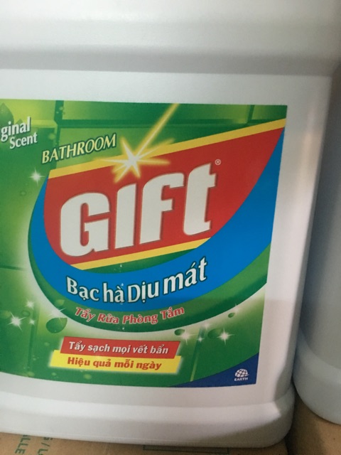 Tẩy toilet Gift 3.8kg mẫu mới