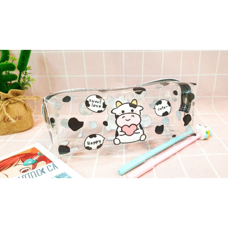 Bóp viết trong suốt hình BÒ SỮA