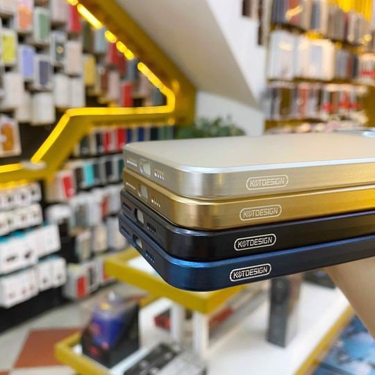 Ốp lưng KST nhám viền vuông bảo vệ camera iPhone 7 plus. 8 plus, XS max,11 Pro max , 12,12 PRO,`12 Pro max