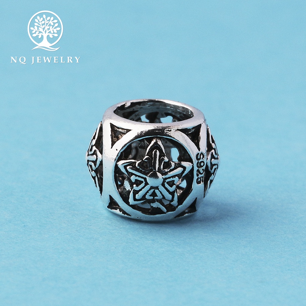 Charm bạc xỏ ngang rỗng họa tiết - NQ Jewelry