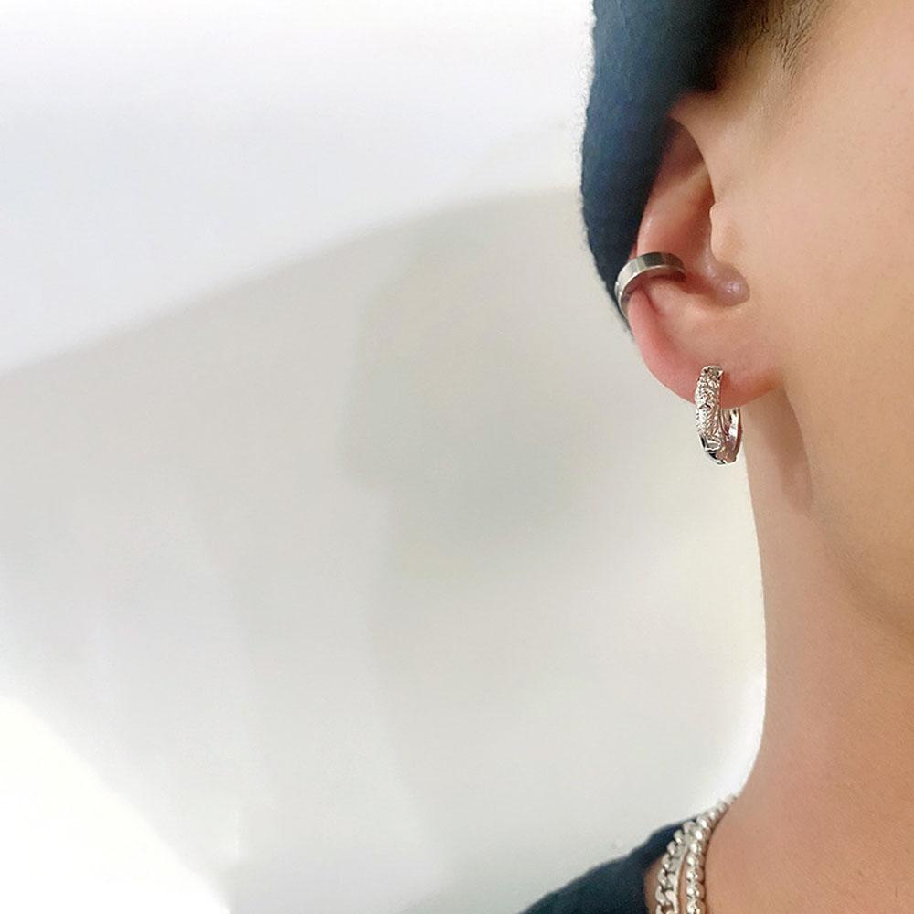 Khuyên Tai Tròn Khắc Hình Hổ Phong Cách Hip Hop Chất Lượng Cao Cho Nam