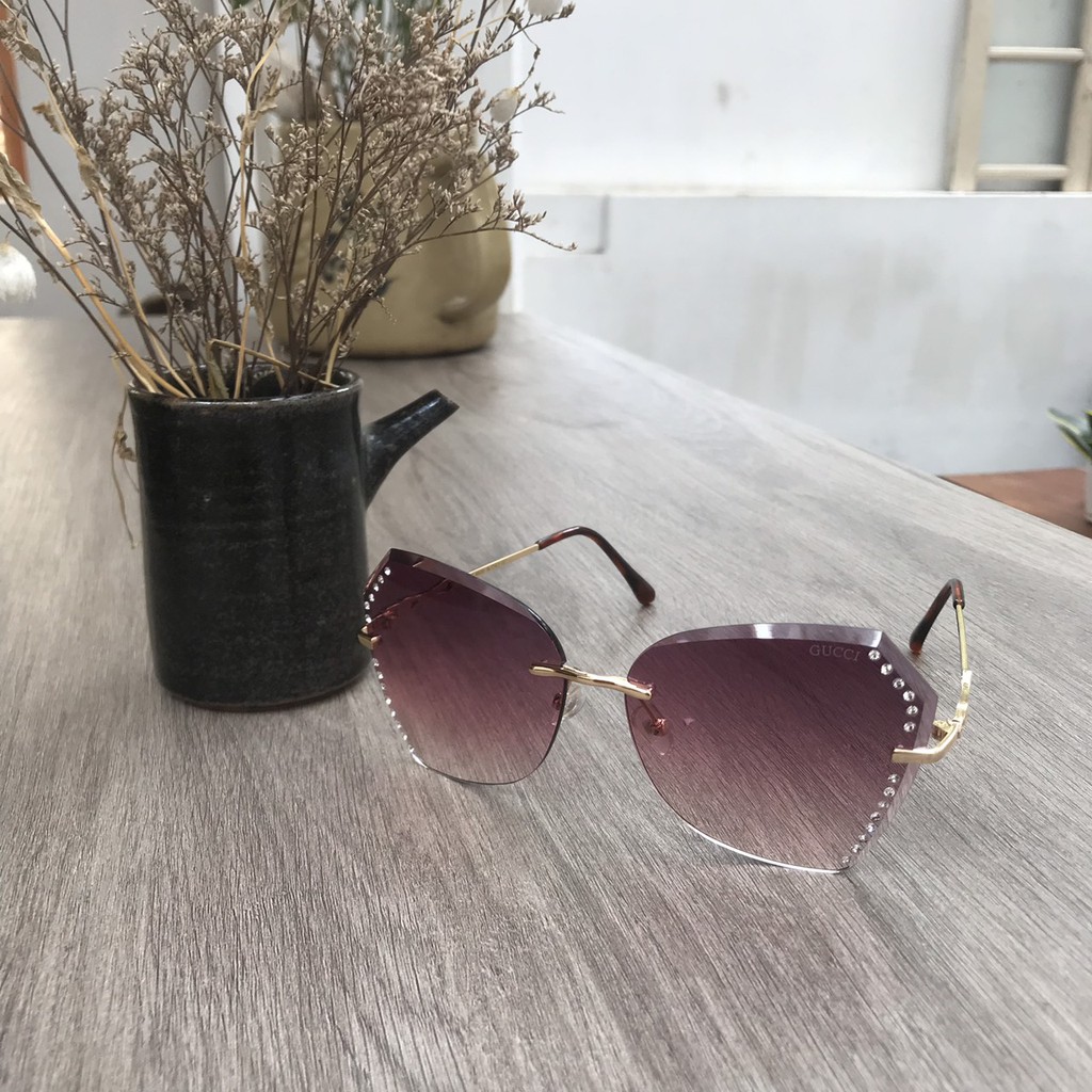 Kính mát nữ, kính nữ thời trang hot nhất 2020 | BigBuy360 - bigbuy360.vn