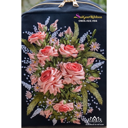 Ba lô thêu ruy băng nổi bật độc đáo