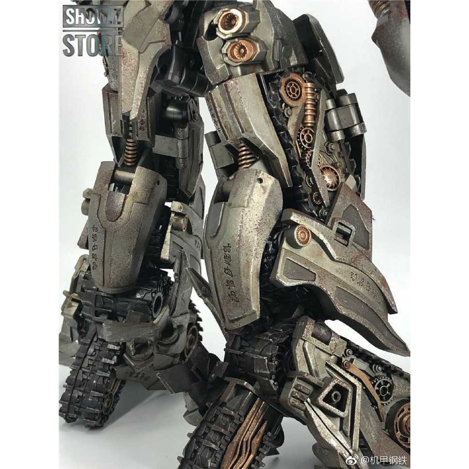 Mô hình Transformer robot biến hình  Megatron God-11s Battle Damage TF Dream Factory