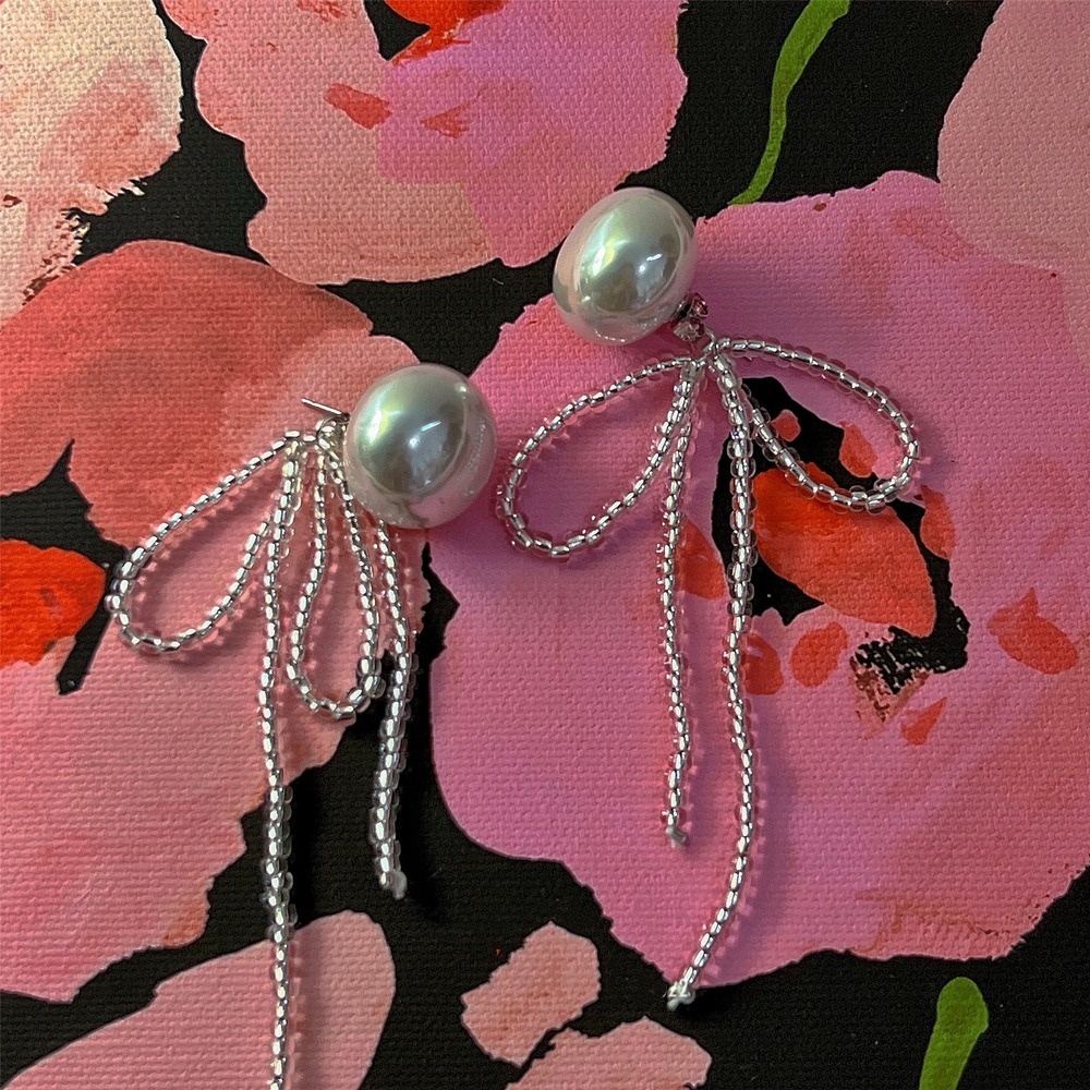 Khuyên Tai Dáng Dài Đính Ngọc Trai Phối Tua Rua Sang Trọng Ngọt Ngào Thời Trang