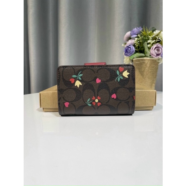 Ví Coach Medium hoa văn trẻ trung