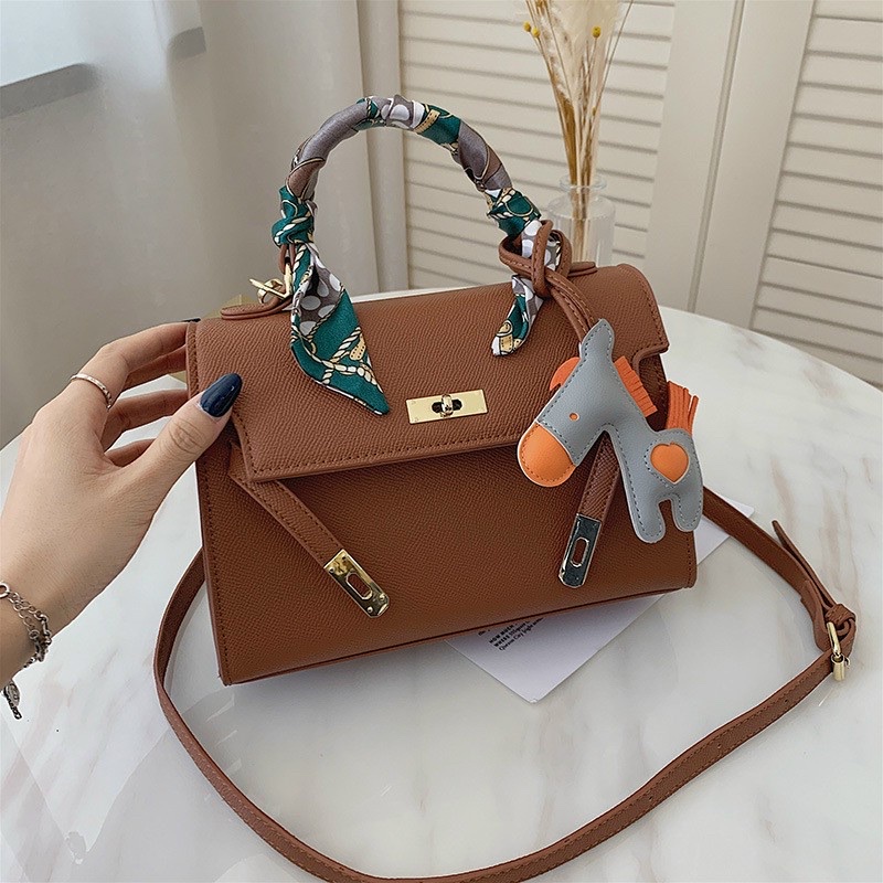 TÚI XÁCH HM HÀNG ĐẸP,CÓ SIZE 21-SIZE 25