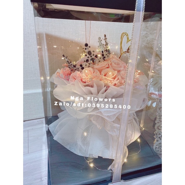 Bó Hoa Kèm Hộp Mika Siêu Sang