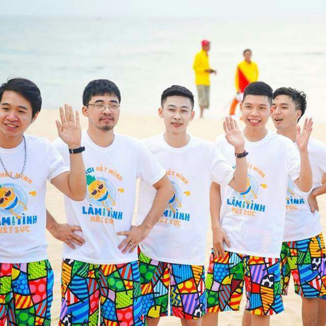 Quần đùi hoa đi biển