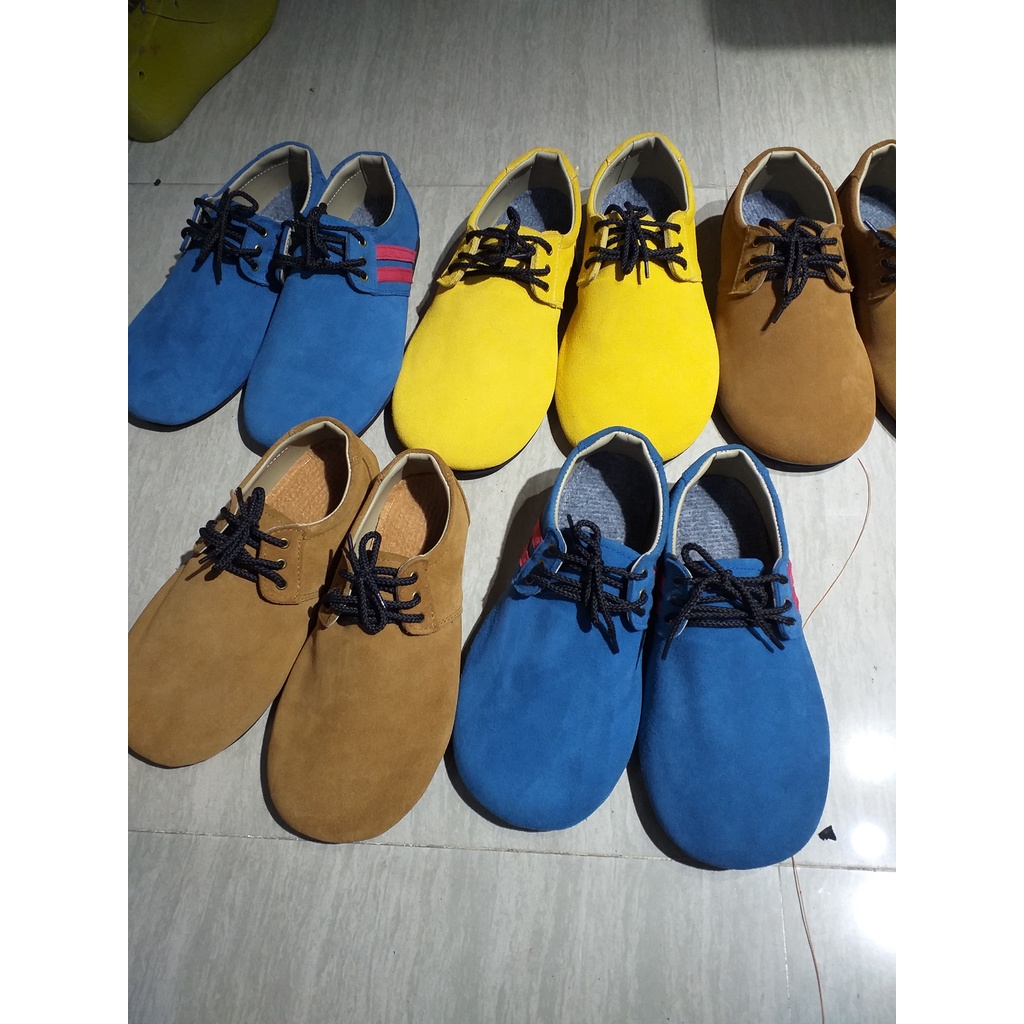 Giầy đá cầu  Lưới tiêu chuẩn-Hà Nội-Sài Gòn