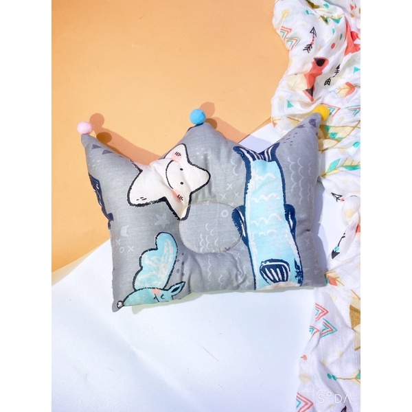 Gối Lõm Hình Vương Miện Chống Bẹt Đầu Cho Bé (30x25cm)