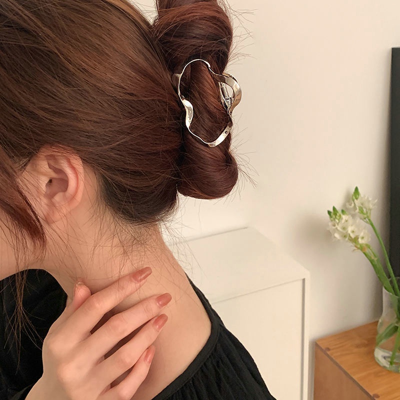 Kẹp Tóc Kim Loại Kiểu Dáng Hình Học Ba Chiều Cá Tính Đơn Giản Phong Cách Cho Nữ