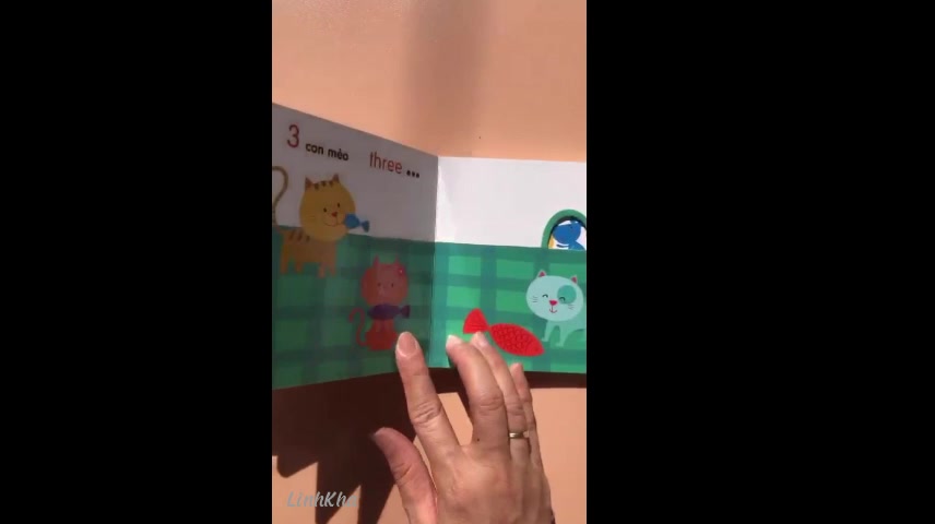 Sách Cứng Tương Tác Đục Lỗ Cho Bé 0-3 Tuổi - Ô Cửa Diệu Kỳ - Minh Long | BigBuy360 - bigbuy360.vn