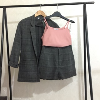 Set blazer kẻ ghi đậm