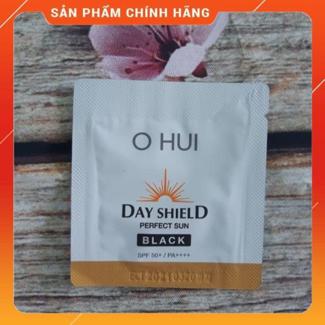Kem Chống Nắng Ohui Day Shield Perfect Sun Black SPF50+ PA+++