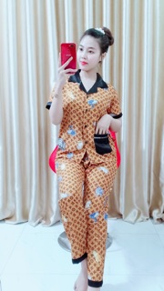 Satin quãng châu