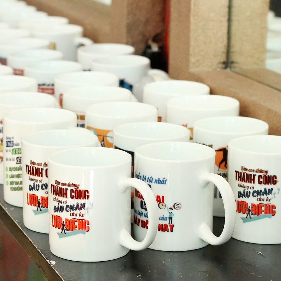 In ly sứ , cốc sứ in hình theo yêu cầu MIỄN PHÍ thiết kế