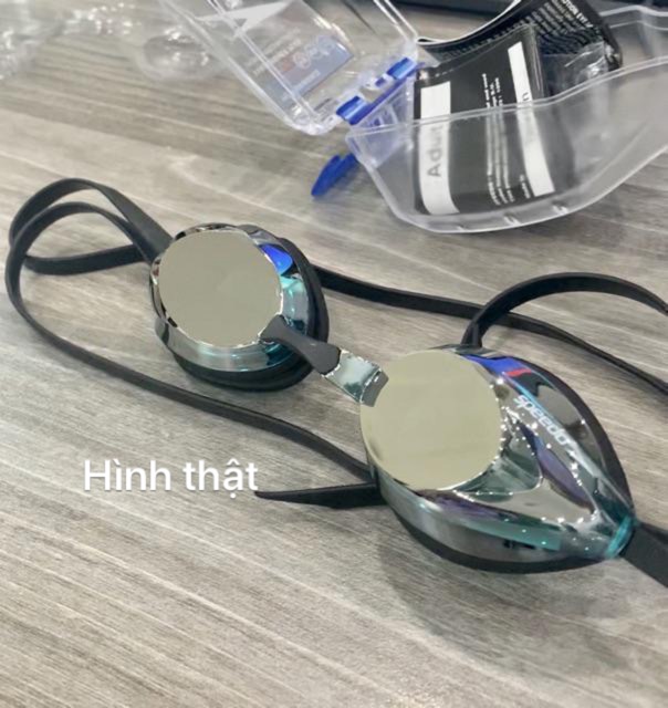 Kính speedo cận tráng gương.