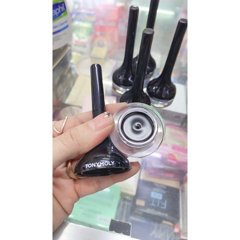 Gel kẻ mí Tony Moly