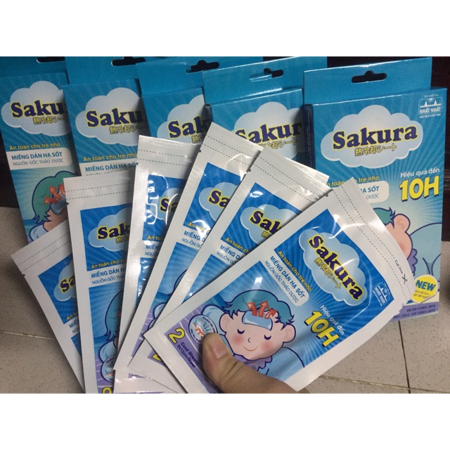 MIẾNG DÁN HẠ SỐT THẢO DUỢC SAKURA