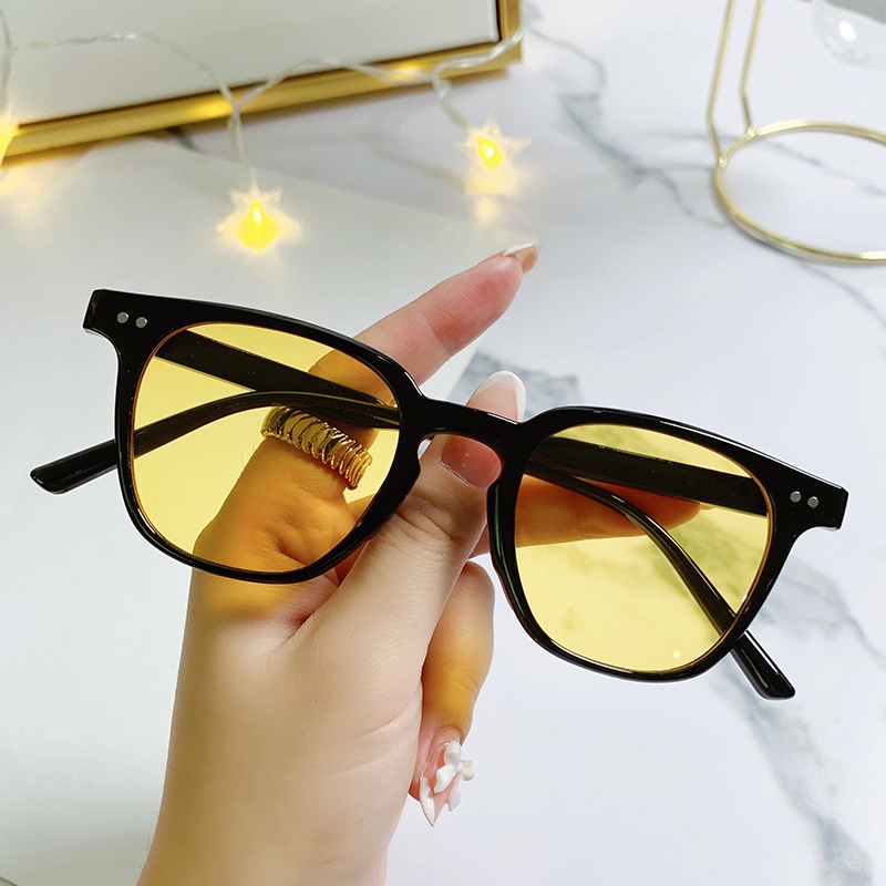 Kính Mát Vuông Bảo Vệ Mắt Khỏi Tia UV400 Dành Cho Nam Và Nữ