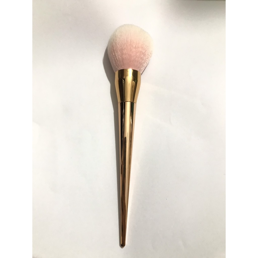 Cọ trang điểm phủ phấn