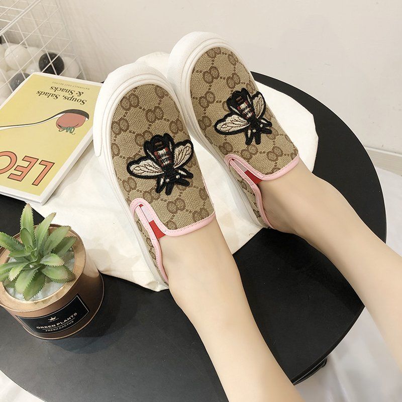 Thêu Bít Mũi Nửa Dép Nữ Da Mềm Bên Ngoài Mặc Mùa Hè Giày Vải Gót Không Trơn thường Ngày Lazybones' Giày Nam Nữ | BigBuy360 - bigbuy360.vn
