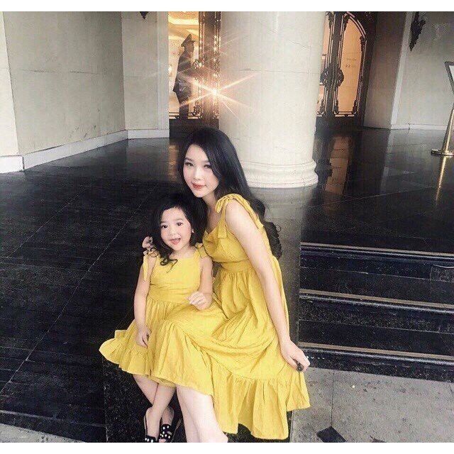 Đầm đôi mẹ và bé